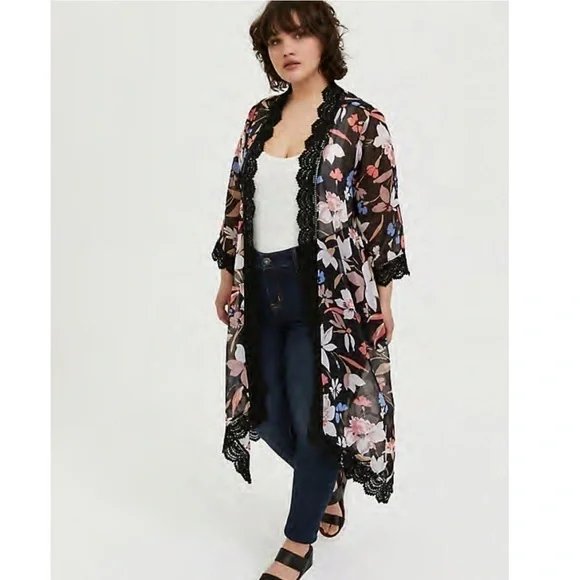 Torrid floral chiffon crochet kimono duster 3/4 - Picture 3 of 10